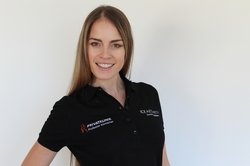  Anna-Marie Küntscher (Ärztin in WB zur Plastischen Chirurgin)